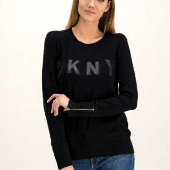 DKNY Tops - DKNY/G-III APPAREL GROUP/L/S CREW NECK LOGO PO/